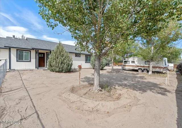 Photo 3 of Single family home for sale at 1435 Dixie Dr, Fallon, NV 89406 | MLS# 260010953 | Listing updated on 2026-10-05