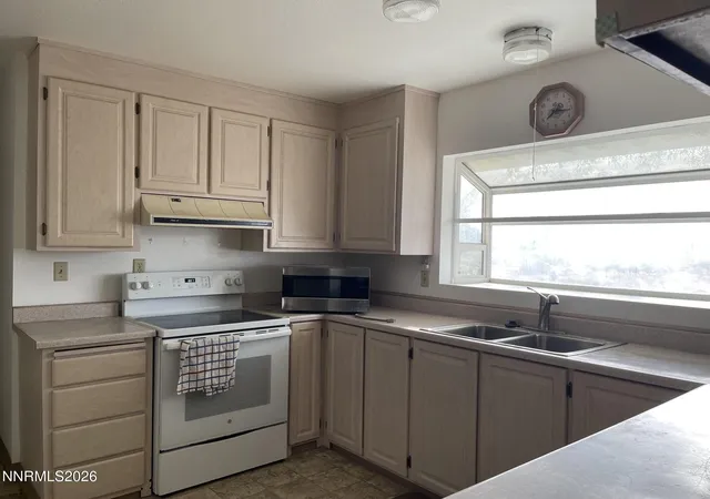 Photo 3 of Single family home for sale at 7 Piping Rock Ln, Yerington, NV 89447 | MLS# 260010958 | Listing updated on 2026-08-24