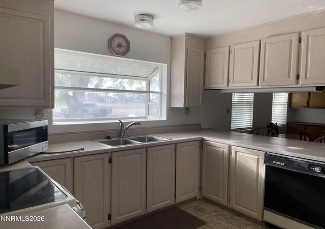 Photo 4 of Single family home for sale at 7 Piping Rock Ln, Yerington, NV 89447 | MLS# 260010958 | Listing updated on 2026-08-24