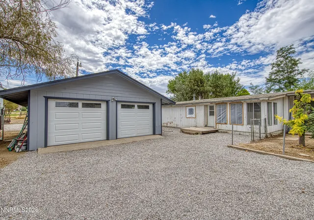 Photo 2 of Manufactured home for sale at 1395 Farm District Rd, Fernley, NV 89408 | MLS# 260011032 | Listing updated on 2026-10-09