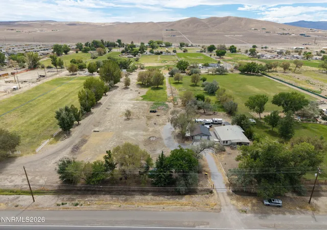 Photo 3 of Manufactured home for sale at 1395 Farm District Rd, Fernley, NV 89408 | MLS# 260011032 | Listing updated on 2026-10-09
