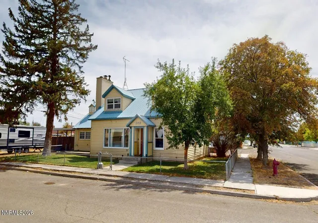 Photo 3 of Single family home for sale at 382 S Humboldt St, Battle Mountain, NV 89820 | MLS# 260011022 | Listing updated on 2026-08-31