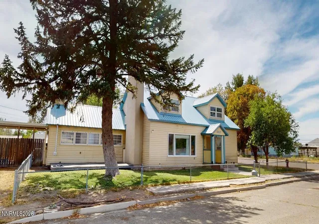 Photo 3 of Single family home for sale at 382 S Humboldt St, Battle Mountain, NV 89820 | MLS# 260011022 | Listing updated on 2026-08-31