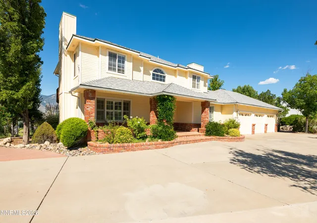 Photo 4 of Single family home for sale at 1326 Santa Cruz Dr, Minden, NV 89423 | MLS# 260011098 | Listing updated on 2026-09-20