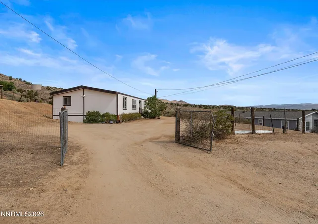 2nd image of 325 Gerdes Ave, Sun Valley, NV 89433 | MLS# 260011187