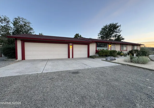 Photo 2 of Single family home for sale at 180 E Sky Ranch Blvd, Sparks, NV 89441 | MLS# 260011201 | Listing updated on 2026-08-29