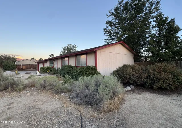 Photo 3 of Single family home for sale at 180 E Sky Ranch Blvd, Sparks, NV 89441 | MLS# 260011201 | Listing updated on 2026-09-20