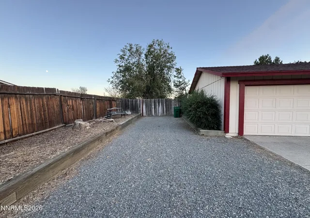 Photo 3 of Single family home for sale at 180 E Sky Ranch Blvd, Sparks, NV 89441 | MLS# 260011201 | Listing updated on 2026-10-05
