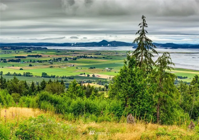 Land at 3291 Blanchard Knob Trl, Bow, WA 98232 | MLS# NWM1752989 | | Sold on 2022-03-25