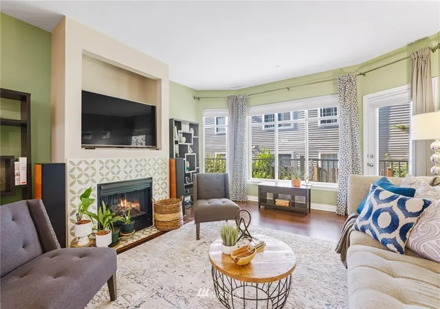 Photo 2 of Multi Family at 20028 15th Avenue NE #109, Shoreline, WA 98155 | MLS# NWM1812575 |  | Sold on 2021-09-01