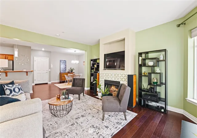 Photo 3 of Multi Family at 20028 15th Avenue NE #109, Shoreline, WA 98155 | MLS# NWM1812575 |  | Sold on 2021-09-01
