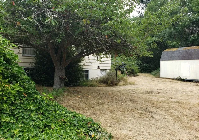 Photo 3 of Sale Pending at 5101 Sw 316th Place, Federal Way, WA 98023 | MLS# NWM1812884 | Listing updated on 2026-09-25