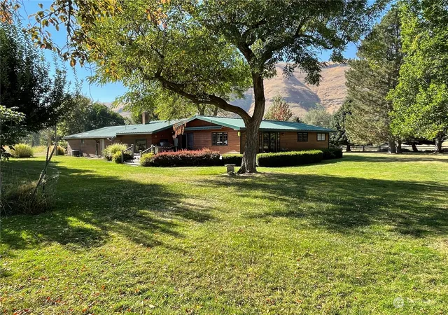 Photo 1 of Sale Pending at 103 Wolf Frk Rd, Dayton, WA 99328 | MLS# NWM2008103 | Listing updated on 2026-09-25