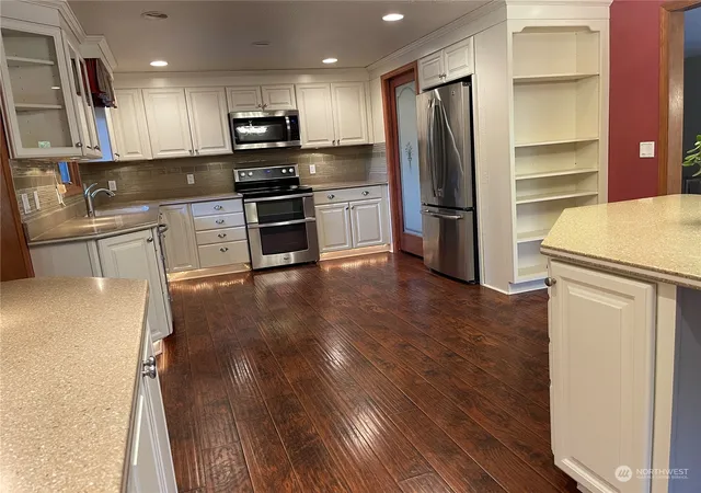 Photo 4 of Sale Pending at 103 Wolf Frk Rd, Dayton, WA 99328 | MLS# NWM2008103 | Listing updated on 2026-09-25