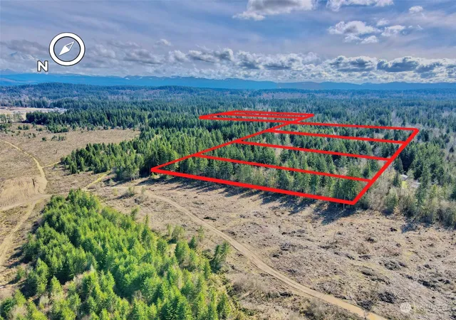 Photo 3 of Sale Pending at 12631 200th Street E, Graham, WA 98338 | MLS# NWM2045467 | Listing updated on 2026-09-25
