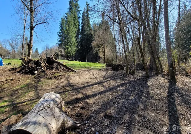 Photo 3 of Sale Pending at 14731 High Brg Rd, Monroe, WA 98272 | MLS# NWM2048128 | Listing updated on 2026-06-16
