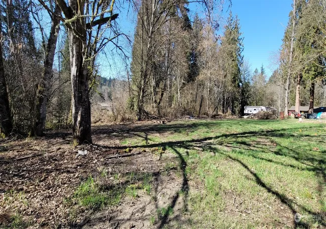 Photo 3 of Sale Pending at 14731 High Brg Rd, Monroe, WA 98272 | MLS# NWM2048128 | Listing updated on 2026-06-16