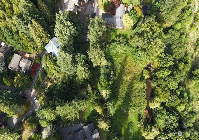 Photo 1 of Sale Pending at 1560 Sycamore Dr Se, Issaquah, WA 98027 | MLS# NWM2185174 | Listing updated on 2026-06-16