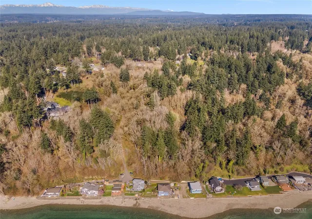 Photo 3 of Sale Pending at 9014 129th Street Ct NW, Gig Harbor, WA 98329 | MLS# NWM2202333 | Listing updated on 2026-09-25