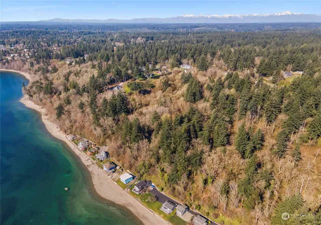 Photo 4 of Sale Pending at 9014 129th Street Ct NW, Gig Harbor, WA 98329 | MLS# NWM2202333 | Listing updated on 2026-09-25