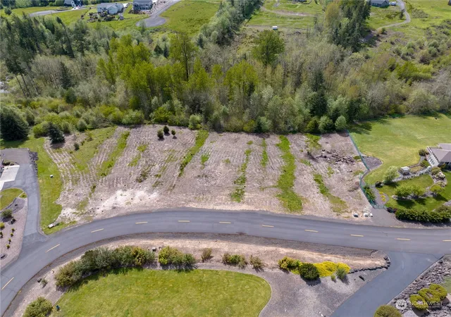 Photo 4 of Sale Pending at 249 Basswood Dr, Silverlake, WA 98645 | MLS# NWM2234473 | Listing updated on 2026-09-17