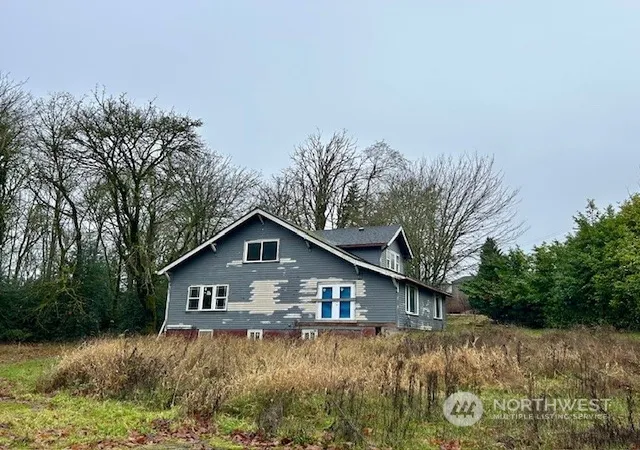 Photo 3 of Sale Pending at 1809 S Fruitland, Puyallup, WA 98371 | MLS# NWM2247302 | Listing updated on 2026-09-25