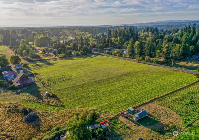 Photo 3 of Sale Pending at 23615 NE 92nd Avenue, Battle Ground, WA 98604 | MLS# NWM2291152 | Listing updated on 2026-09-25