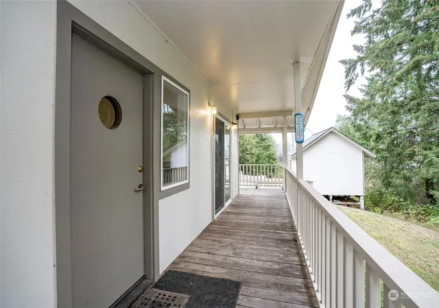 Photo 4 of Single family home for sale at 8908 Key Peninsula Hwy NW, Lakebay, WA 98349 | MLS# NWM2295217 | Listing updated on 2026-09-29