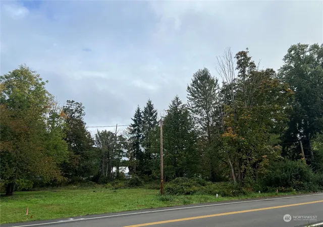 Photo 1 of Sale Pending at 218 Park St, Shelton, WA 98584 | MLS# NWM2295665 | Listing updated on 2026-09-25