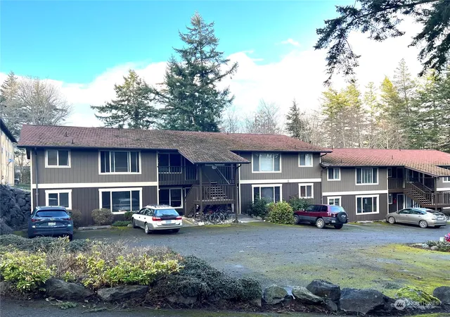 Photo 1 of Condo for sale at 172 Lover's Ln #B201, Eastsound, WA 98245 | MLS# NWM2297169 | Listing updated on 2026-10-01