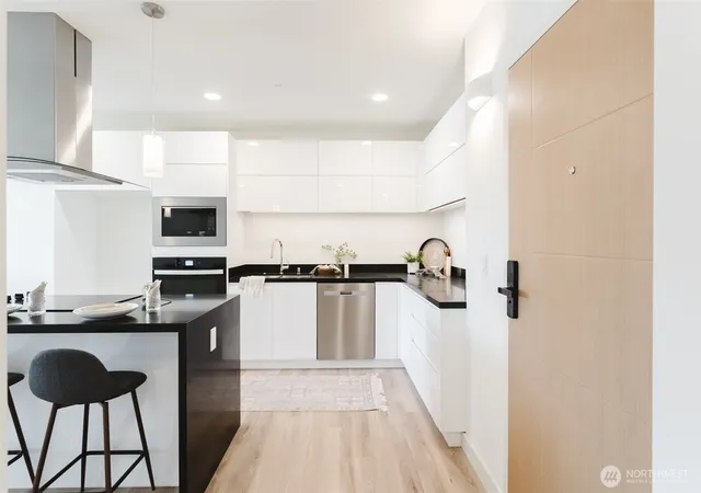 Photo 3 of Contingent at 1025 Granary Ave #308, Bellingham, WA 98225 | MLS# NWM2305192 | Listing updated on 2026-09-28