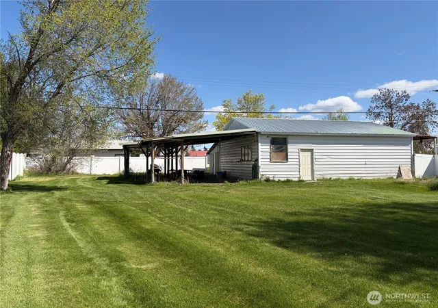 Photo 4 of Sale Pending at 120 E Lewis St, Coulee City, WA 99115 | MLS# NWM2318682 | Listing updated on 2026-09-25