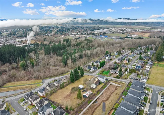 Photo 4 of Sale Pending at 136 Xx 191st Ave, Monroe, WA 98272 | MLS# NWM2325935 | Listing updated on 2026-09-25
