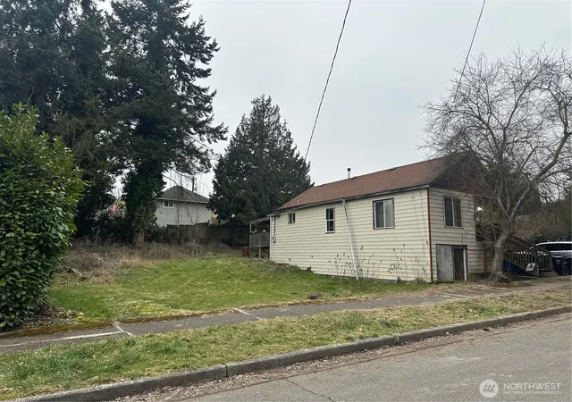 Photo 1 of Sale Pending at 1521 Xxx 26th Ave S, Seattle, WA 98144 | MLS# NWM2332966 | Listing updated on 2026-07-30