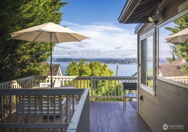 Photo 3 of Sale Pending at 3224 S Lane St, Seattle, WA 98144 | MLS# NWM2341337 | Listing updated on 2026-09-25
