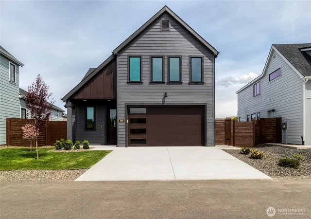 Photo 1 of Single family home for sale at 689 Se Quail Run, College Place, WA 99324 | MLS# NWM2344292 | Listing updated on 2026-09-30