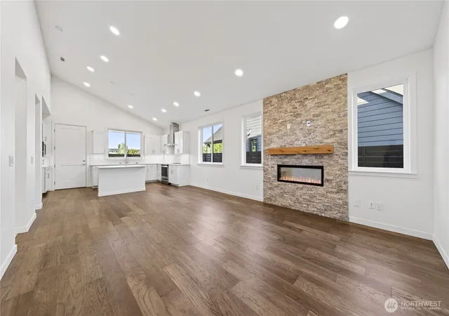 Photo 2 of Single family home for sale at 683 Se Quail Run, College Place, WA 99324 | MLS# NWM2344332 | Listing updated on 2026-09-30