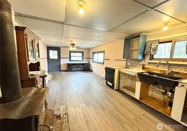 Photo 3 of Sale Pending at 2514 Willows Rd, Seaview, WA 98644 | MLS# NWM2344737 | Listing updated on 2026-06-25