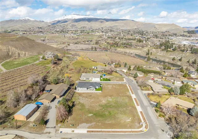 Photo 1 of Land for sale at 1808 North Rd, Wenatchee, WA 98801 | MLS# NWM2346530 | Listing updated on 2026-10-09