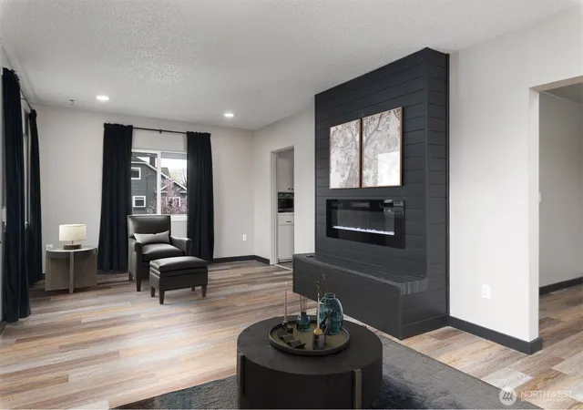 Photo 3 of Sale Pending at 1601 Virginia Ave, Everett, WA 98201 | MLS# NWM2348004 | Listing updated on 2026-05-16