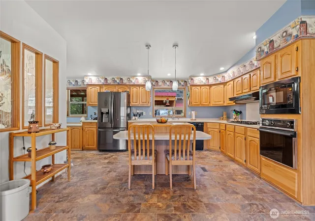 Photo 4 of Single family home for sale at 1027 Twisp River Rd, Twisp, WA 98856 | MLS# NWM2349119 | Listing updated on 2026-09-21