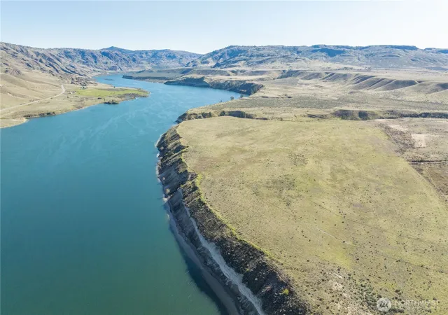 Photo 2 of Sale Pending at 1163 Strahl Cyn Rd, Grand Coulee, WA 99133 | MLS# NWM2356056 | Listing updated on 2026-09-25