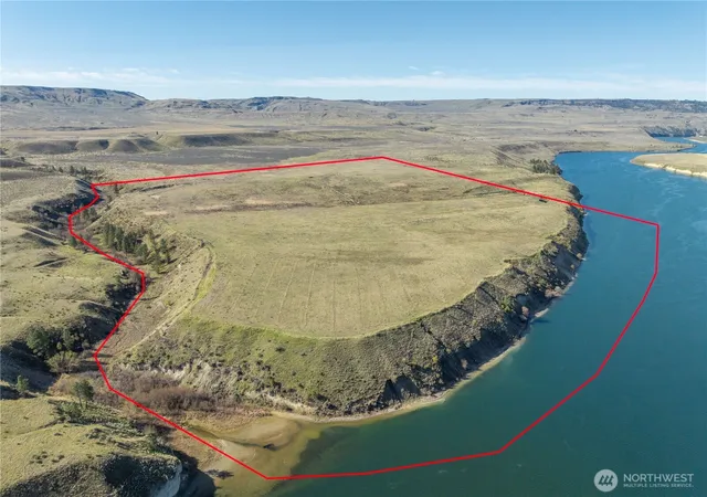 Photo 3 of Sale Pending at 1163 Strahl Cyn Rd, Grand Coulee, WA 99133 | MLS# NWM2356056 | Listing updated on 2026-09-25