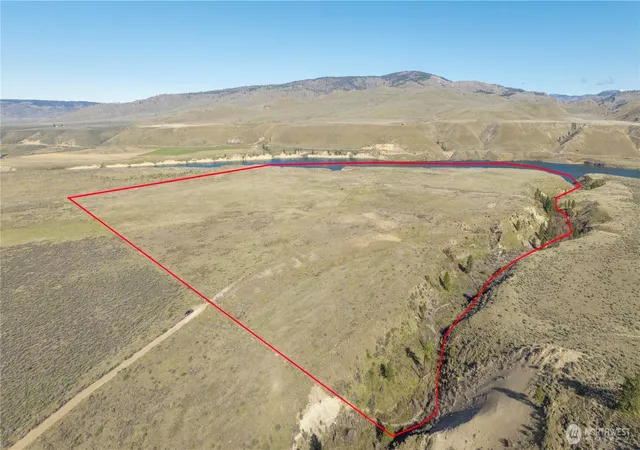 Photo 4 of Sale Pending at 1163 Strahl Cyn Rd, Grand Coulee, WA 99133 | MLS# NWM2356056 | Listing updated on 2026-09-25