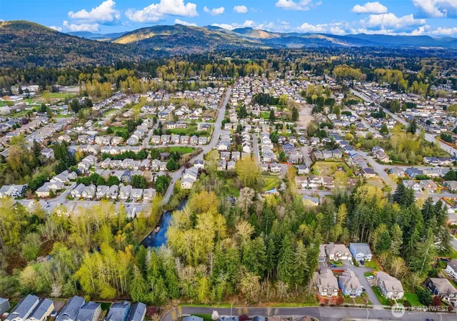 Photo 4 of Sale Pending at 5416 NE 5th Place, Renton, WA 98059 | MLS# NWM2358001 | Listing updated on 2026-09-25