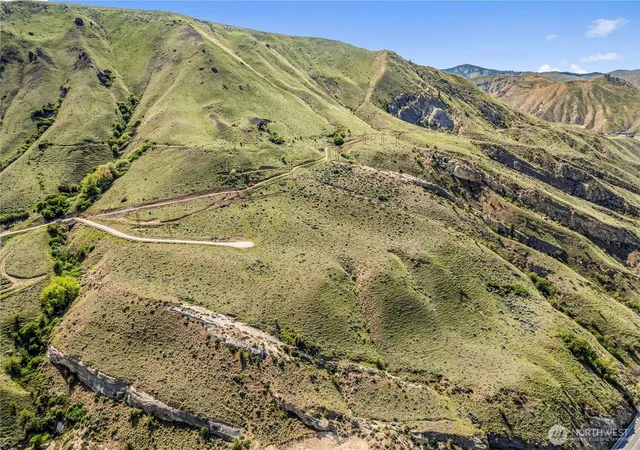 Photo 4 of Sale Pending at 1501 Malaga Alcoa Hwy #Lot D, Wenatchee, WA 98801 | MLS# NWM2361869 | Listing updated on 2026-09-25