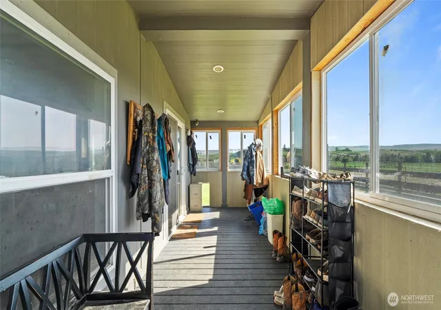 Photo 4 of Manufactured home for sale at 398 Balm St, Touchet, WA 99360 | MLS# NWM2369757 | Listing updated on 2026-10-06
