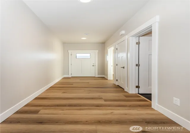 Photo 2 of Single family home for sale at 400 E Heatherstone Ct, Ellensburg, WA 98926 | MLS# NWM2376055 | Listing updated on 2026-09-26