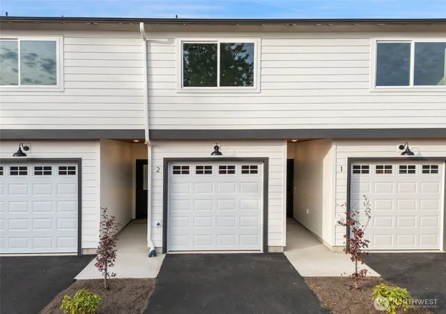 Photo 3 of Condo for sale at 669 W Hendrickson #2, Sequim, WA 98382 | MLS# NWM2376066 | Listing updated on 2026-09-23