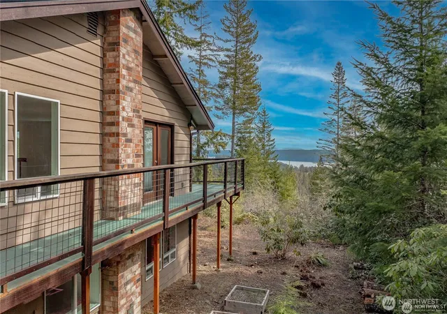 Photo 3 of Sale Pending at 491 N Suncrest Dr, Hoodsport, WA 98548 | MLS# NWM2378694 | Listing updated on 2026-09-25